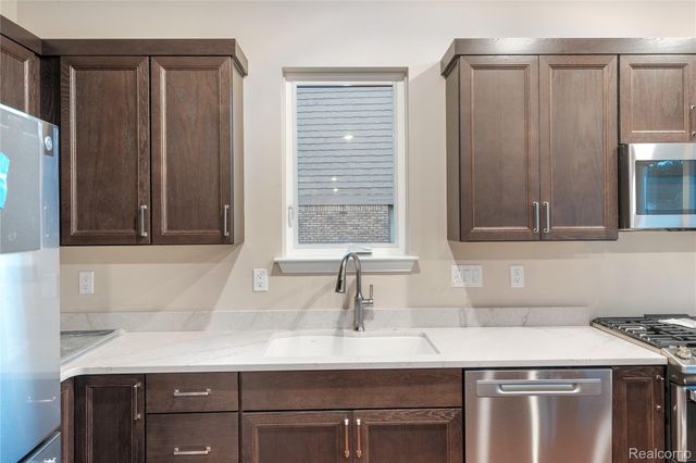 8894 Marquette Drive, Grosse Ile Township, MI 48138