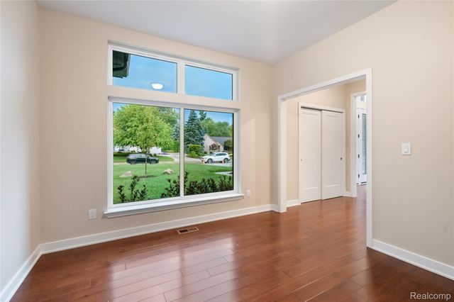 8894 Marquette Drive, Grosse Ile Township, MI 48138