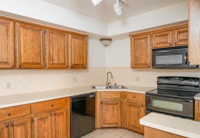9616 Railroad, Oklahoma City, OK 73130