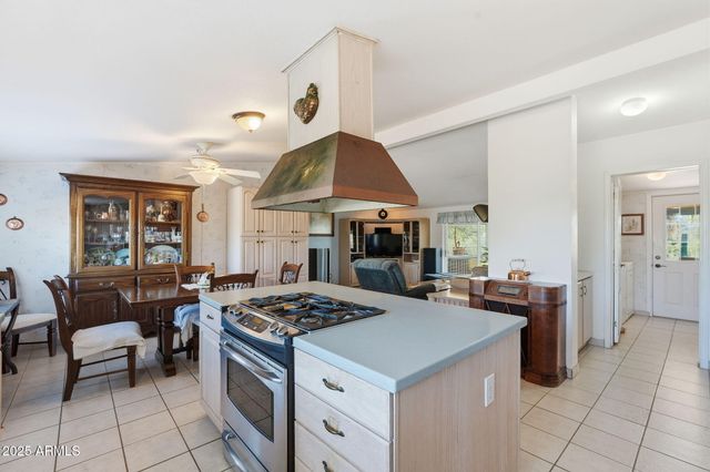 4929 E TUMBLEWEED Circle, Cave Creek, AZ 85331