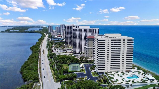 5280 N Ocean Drive 10C, Riviera Beach, FL 33404