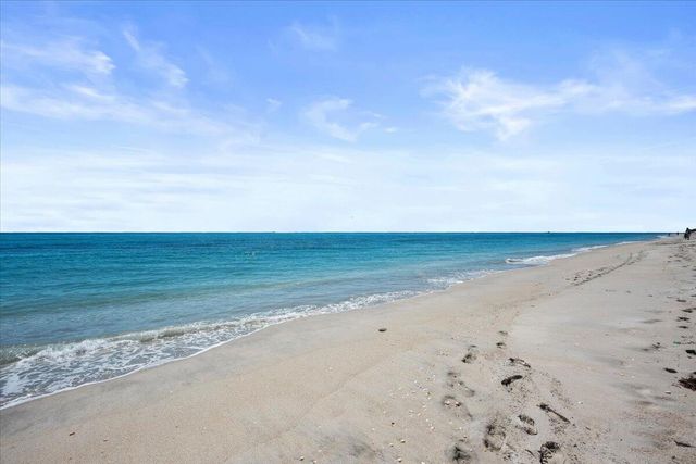 5280 N Ocean Drive 10C, Riviera Beach, FL 33404