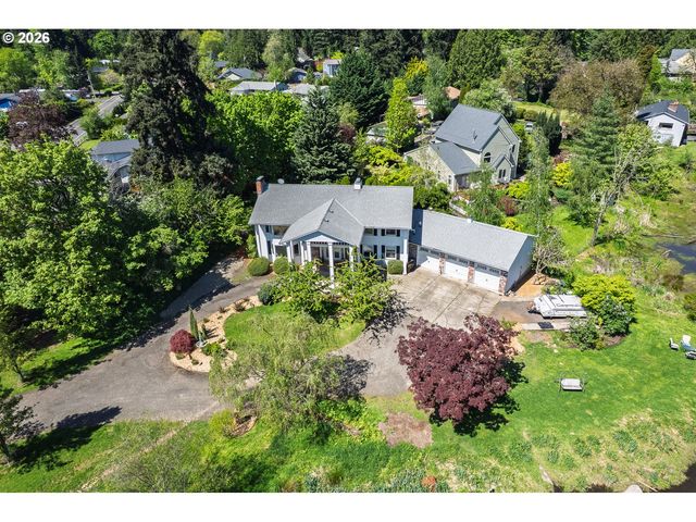 6031 Se ALDERCREST Rd, Milwaukie, OR 97267