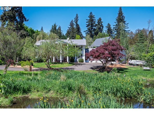 6031 Se ALDERCREST Rd, Milwaukie, OR 97267