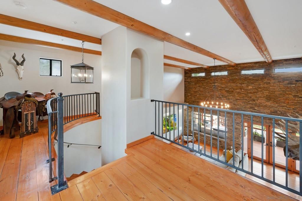 Image 26 of property listing at 17287 Oak Hollow Road, Ramona, CA 92065