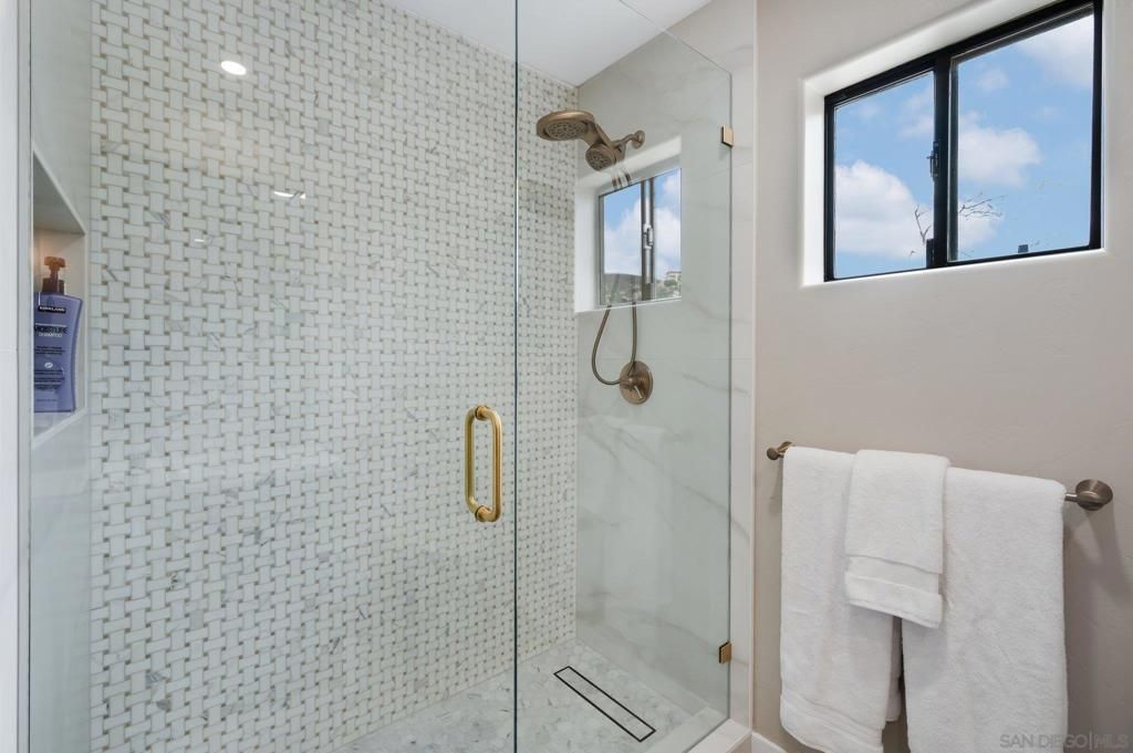 Image 31 of property listing at 17287 Oak Hollow Road, Ramona, CA 92065