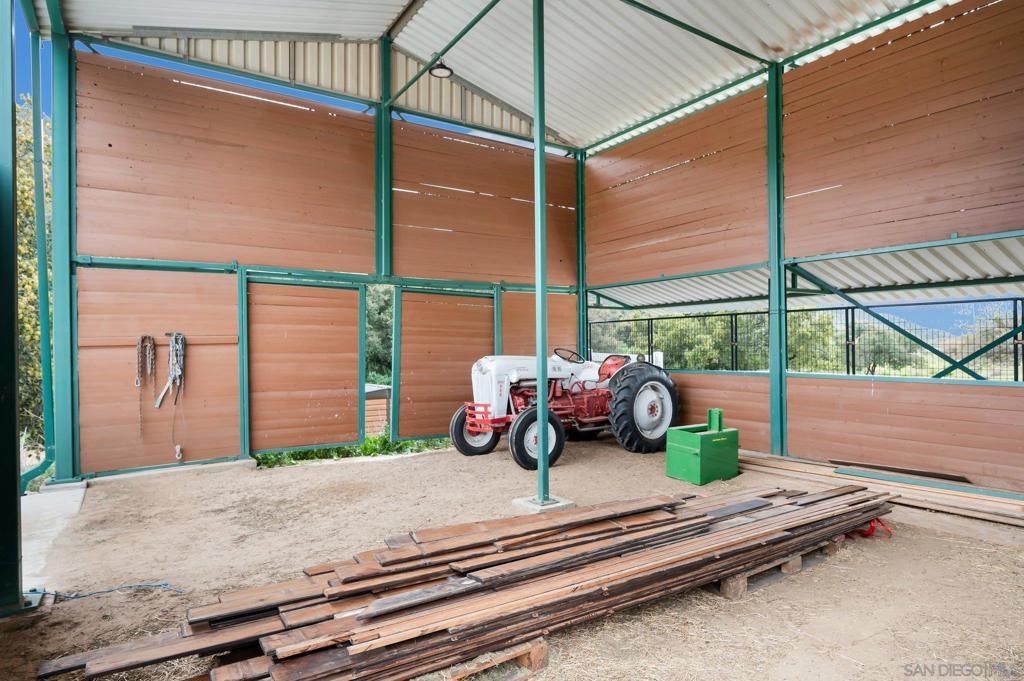 Image 54 of property listing at 17287 Oak Hollow Road, Ramona, CA 92065