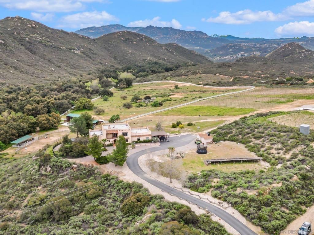 Image 58 of property listing at 17287 Oak Hollow Road, Ramona, CA 92065
