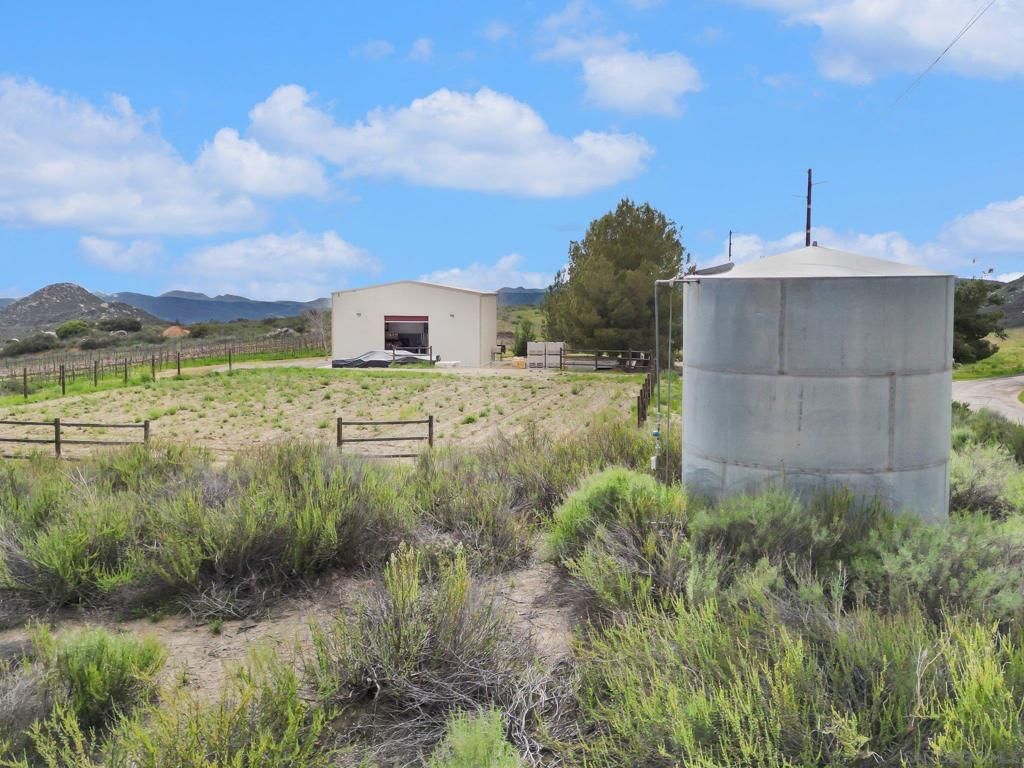 Image 70 of property listing at 17287 Oak Hollow Road, Ramona, CA 92065