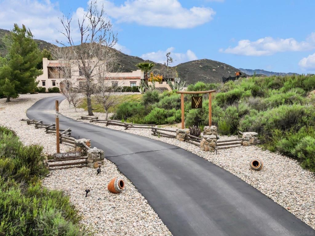 Image 71 of property listing at 17287 Oak Hollow Road, Ramona, CA 92065