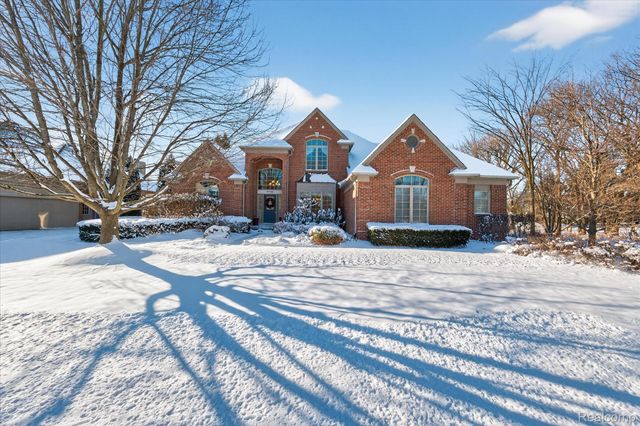 57165 Willow Ridge Boulevard, Washington Township, MI 48094