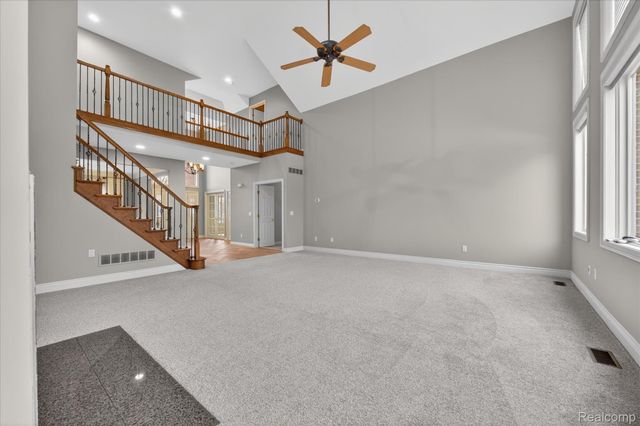 57165 Willow Ridge Boulevard, Washington Township, MI 48094