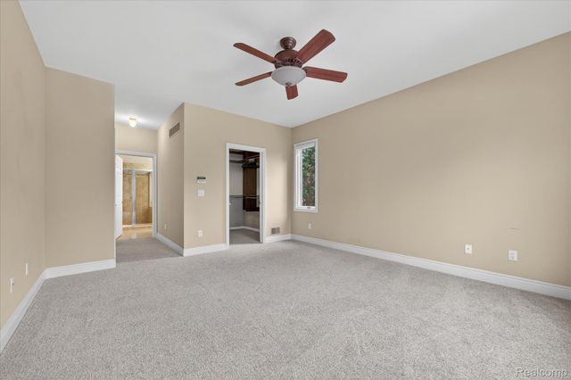 57165 Willow Ridge Boulevard, Washington Township, MI 48094