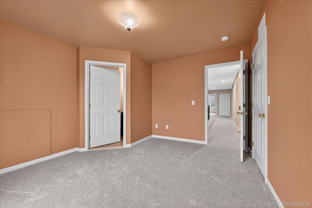 57165 Willow Ridge Boulevard, Washington Township, MI 48094