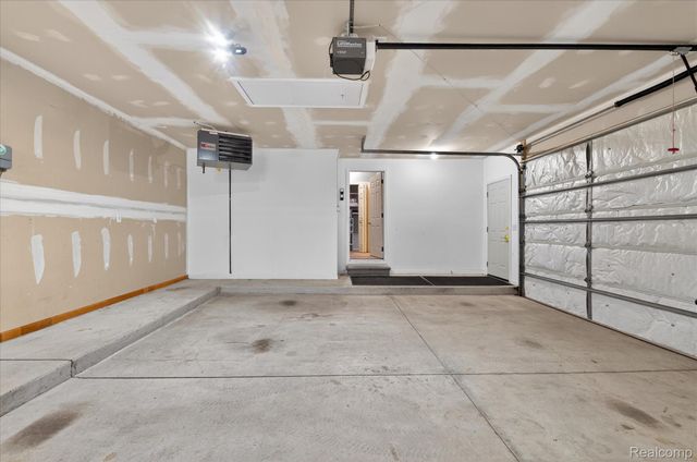 57165 Willow Ridge Boulevard, Washington Township, MI 48094