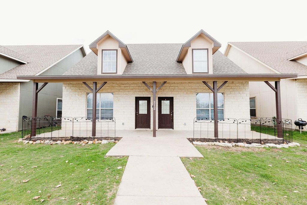 212 Sandstone DR H, Jarrell, TX 76537