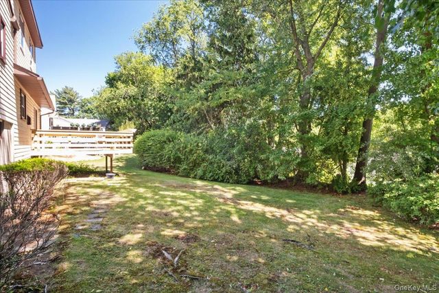 5 Hemlock Road, Hartsdale, NY 10530