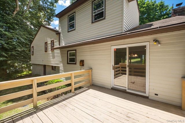 5 Hemlock Road, Hartsdale, NY 10530