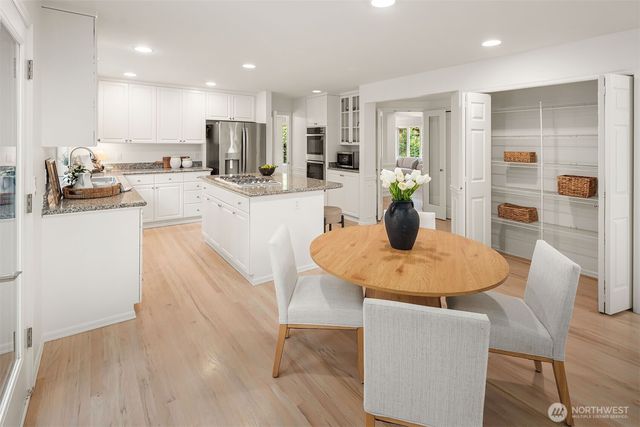 21728 NE 81st Street, Redmond, WA 98053