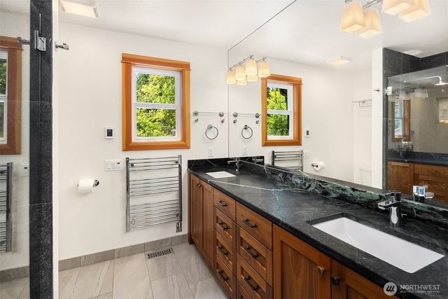 33306 SE 52nd Street, Fall City, WA 98024