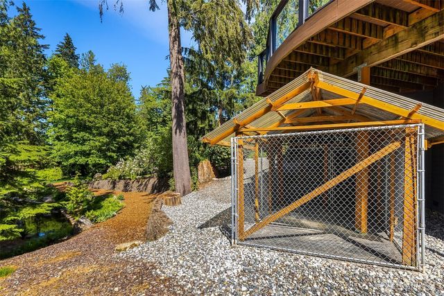 33306 SE 52nd Street, Fall City, WA 98024