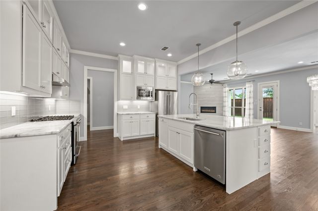 7616 Ira Drive, North Richland Hills, TX 76182