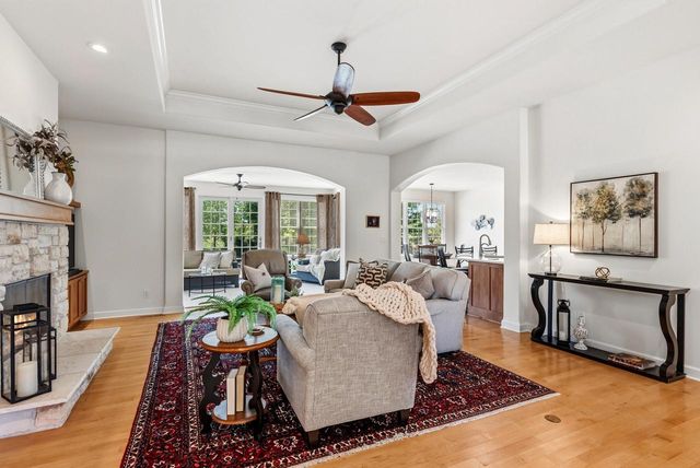 129 Preserve COURT, Grafton, WI 53024