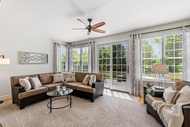 129 Preserve COURT, Grafton, WI 53024