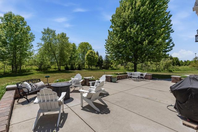 129 Preserve COURT, Grafton, WI 53024