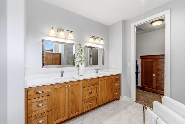 129 Preserve COURT, Grafton, WI 53024