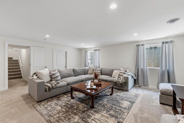 129 Preserve COURT, Grafton, WI 53024