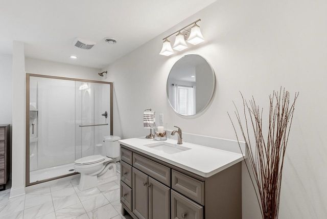 129 Preserve COURT, Grafton, WI 53024
