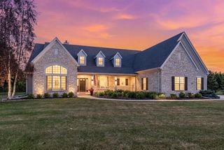 129 Preserve COURT, Grafton, WI 53024