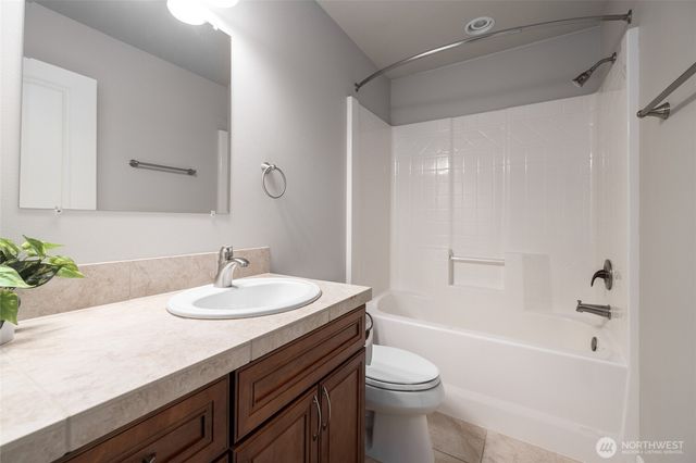 206 Dalan Place, La Conner, WA 98257