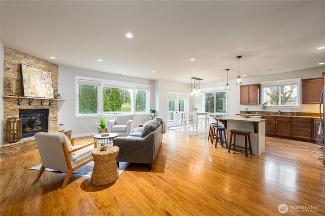 206 Dalan Place, La Conner, WA 98257