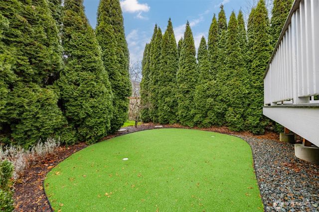 206 Dalan Place, La Conner, WA 98257