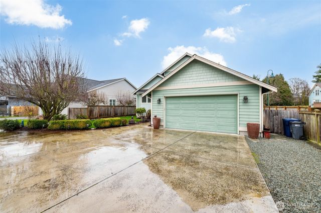 206 Dalan Place, La Conner, WA 98257