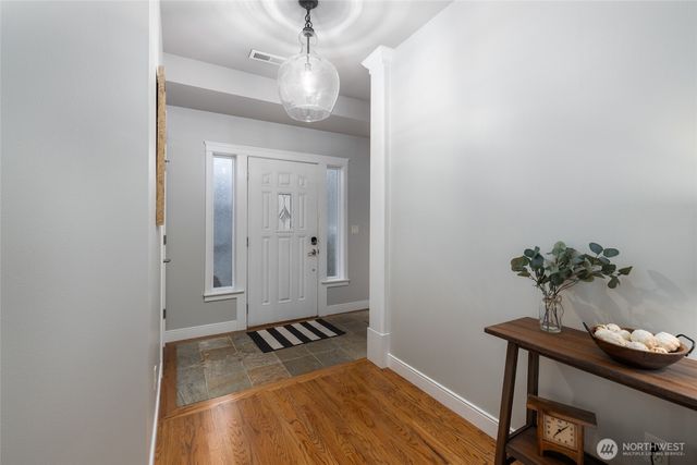 206 Dalan Place, La Conner, WA 98257