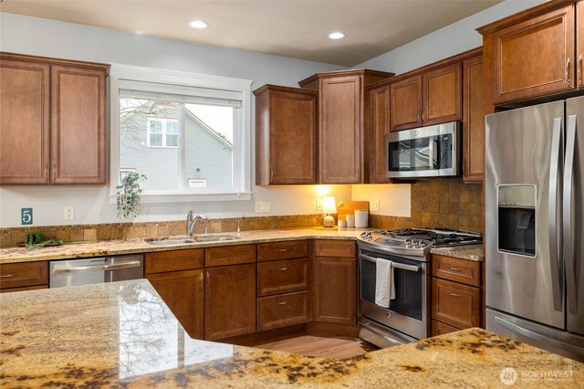 206 Dalan Place, La Conner, WA 98257