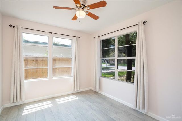 218 W Eller Avenue, Pharr, TX 78577