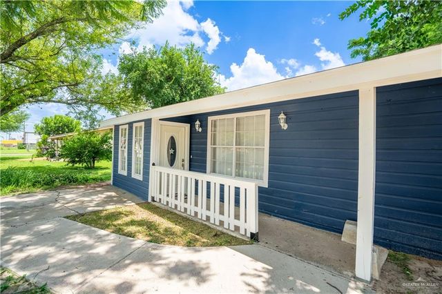 218 W Eller Avenue, Pharr, TX 78577