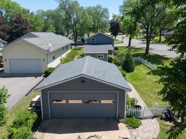 903 Vine Street, Wisconsin Dells, WI 53965