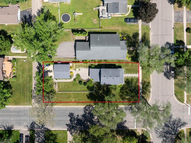 903 Vine Street, Wisconsin Dells, WI 53965