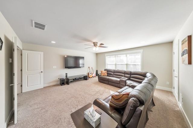 504 Taymack Farm Court, Woodstock, GA 30188