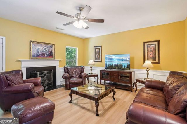 715 Moonlight Way, Suwanee, GA 30024