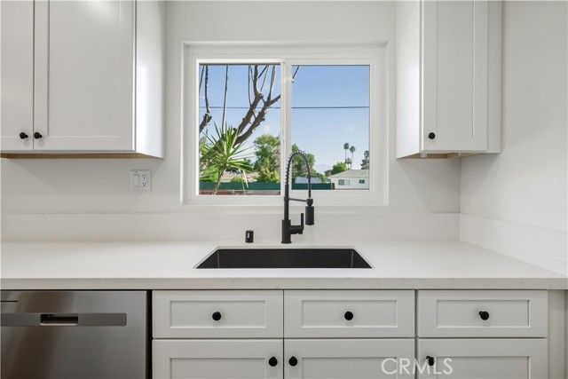 618 S Estudillo Avenue, San Jacinto, CA 92583