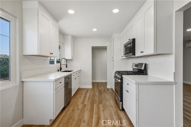 618 S Estudillo Avenue, San Jacinto, CA 92583