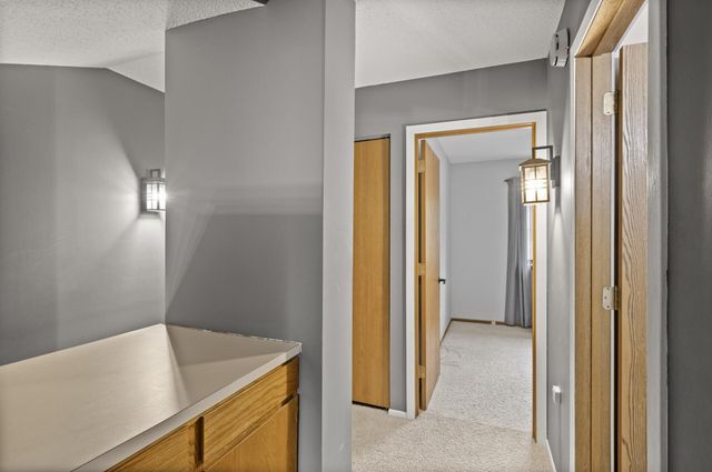 4464 Mccoll Drive, Savage, MN 55378