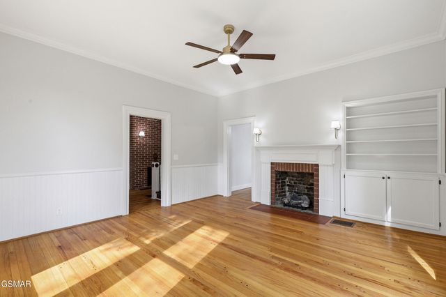 1440 McCleary Bend Road, Sevierville, TN 37876