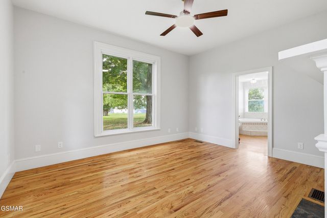 1440 McCleary Bend Road, Sevierville, TN 37876